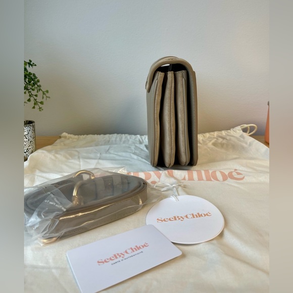 See by Chloe Hana shoulder bag, grained and suede cowhide with adjustable strap - Picture 6 of 11